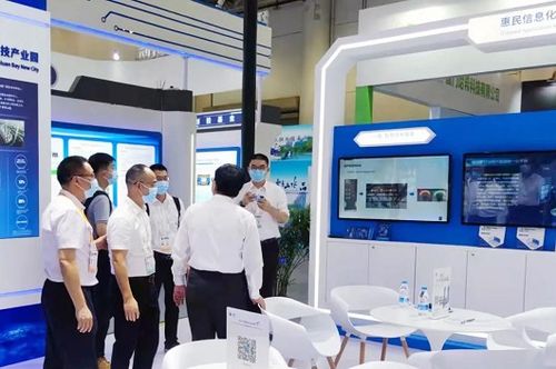 厦门路桥信息与“一路”品牌亮相九八投洽会，智慧交通出行产品获广泛关注